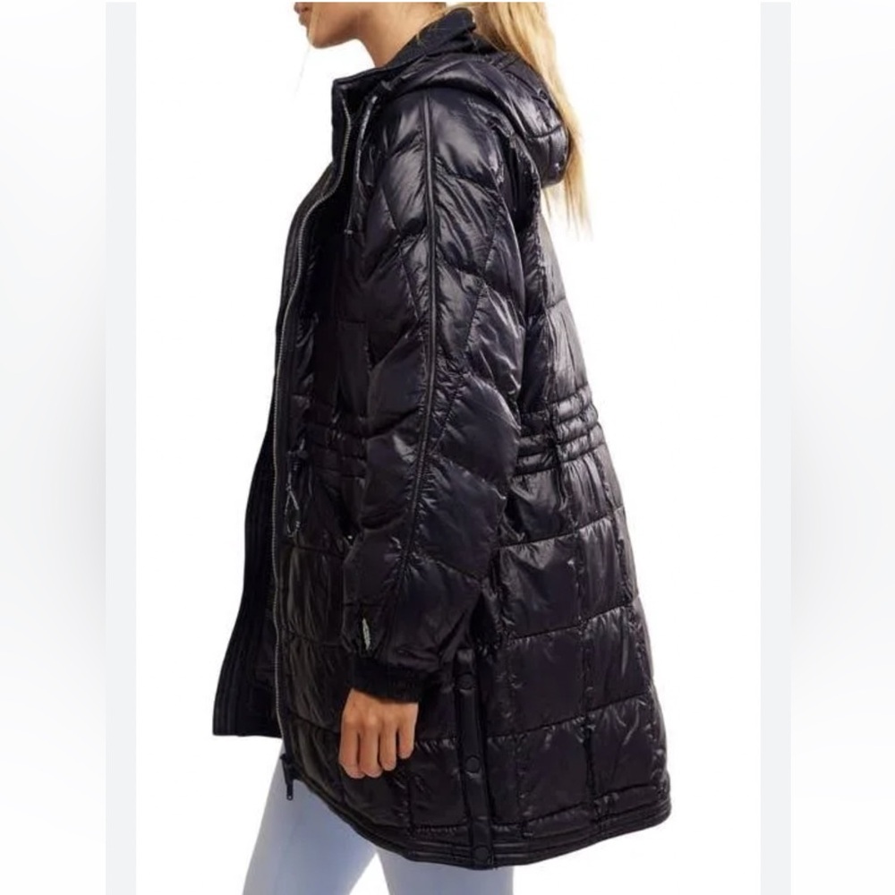 NEW Free People x FP Movement Patricia Packable Puffer Jacket in Shiny Black - Picture 4 of 16